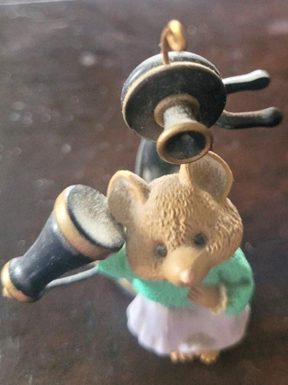 1999 Hallmark Keepsake Mouse "Hello Hello" Friendship Ornament